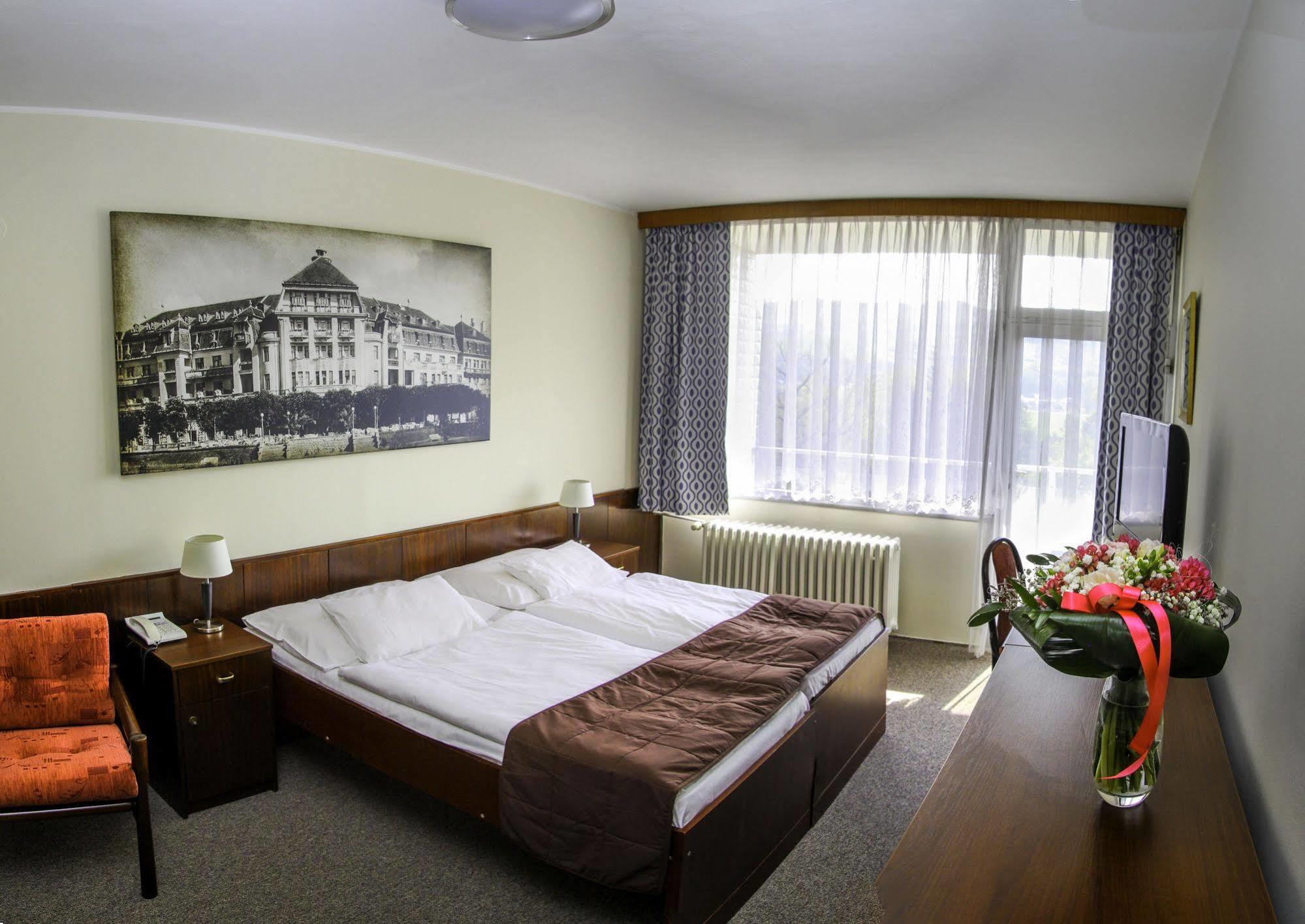 Ensana Splendid Hotel Piestany Bagian luar foto
