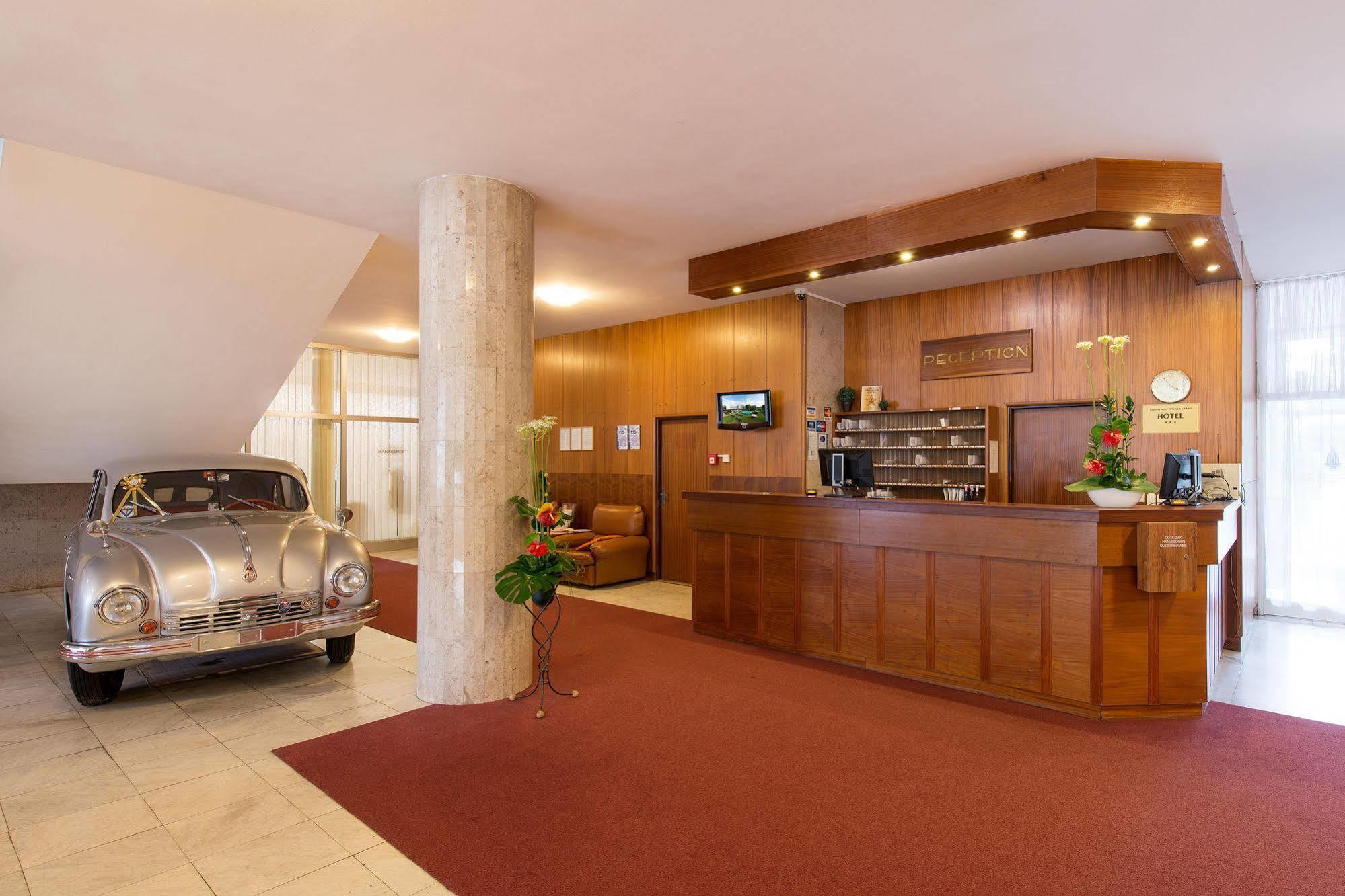 Ensana Splendid Hotel Piestany Bagian luar foto